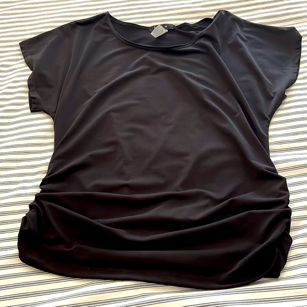 Black Tee
